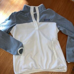 Columbia grey cream pull over